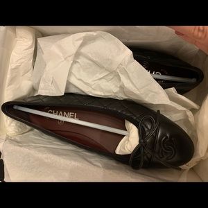 Chanel black quilted flats never worn!